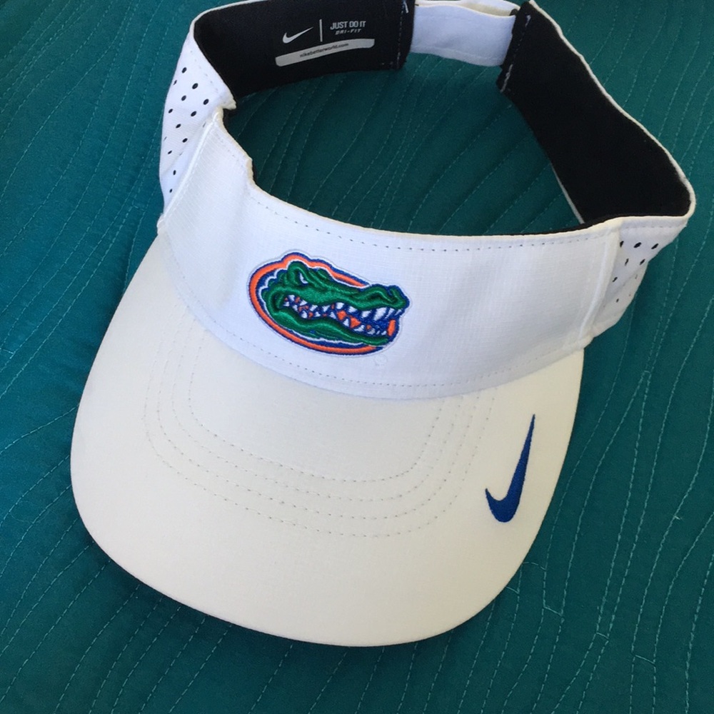 Nike Gators hat NWOT